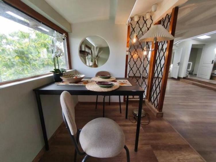 Apartament cu 4 camere, mobilat în Băneasa