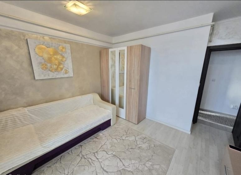 Apartament cu 2 camere semidecomandat în Nicolina