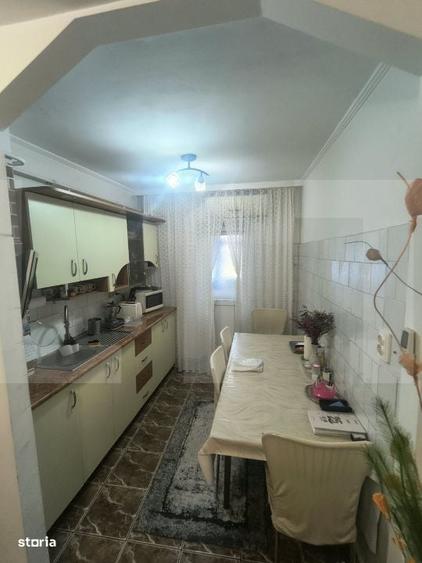 Apartament cu 3 camere decomandat în Central