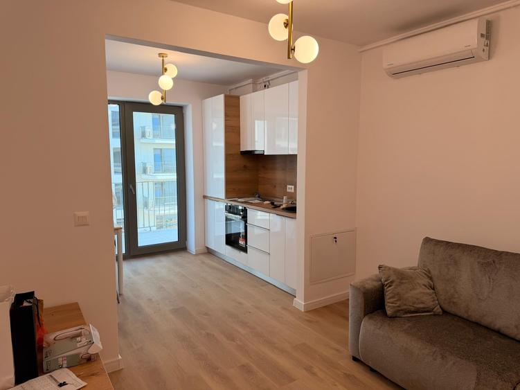 Apartament cu 2 camere semidecomandat în Theodor Pallady