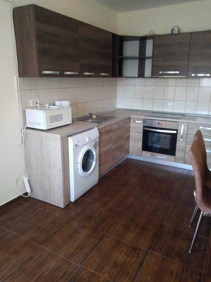 Apartament cu 2 camere decomandat în Pârneava