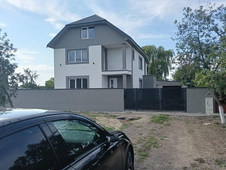 Casă cu 4 camere în Becicherecu Mic