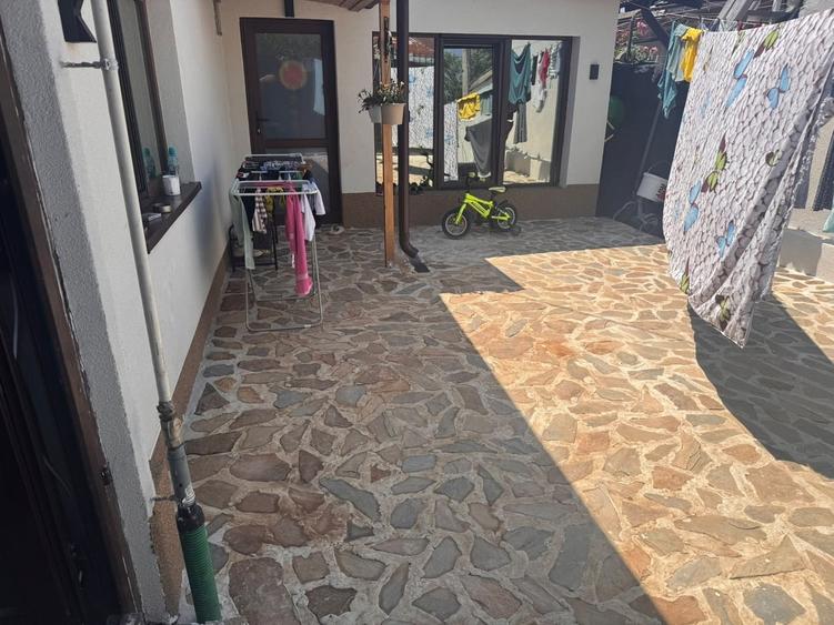 Casă cu 3 camere cu Teren 160 Mp în Rahova