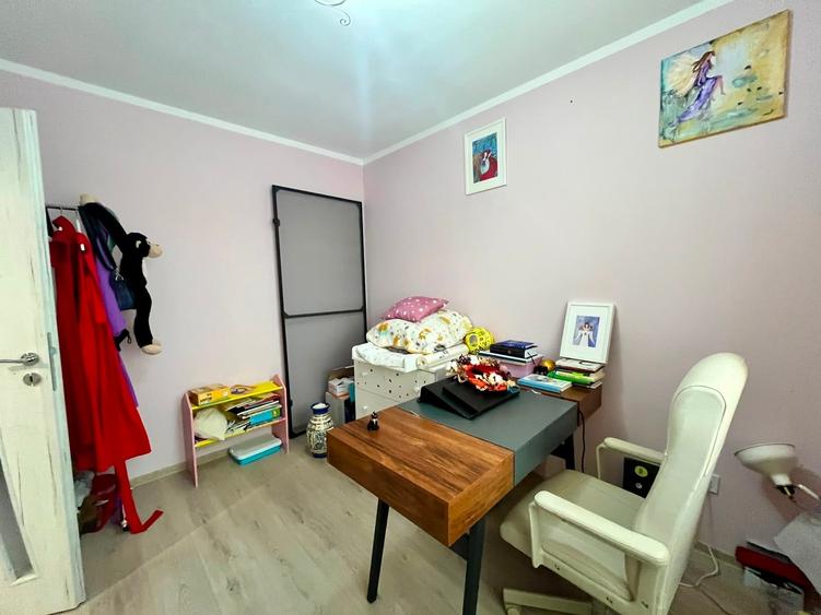 Casă individuală cu 5 camere cu Canalizare în Miroslava