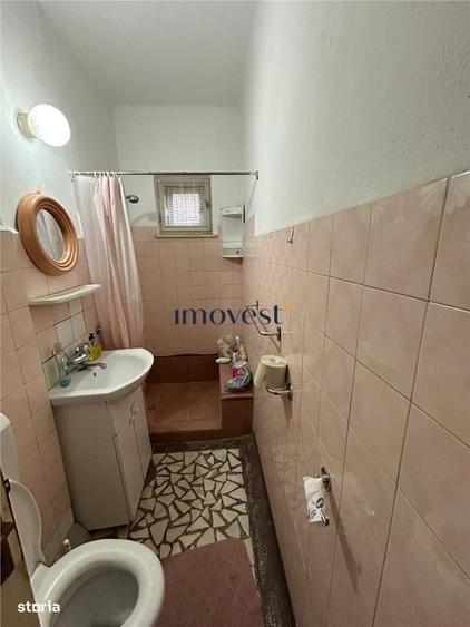 Casă cu 3 camere în Central
