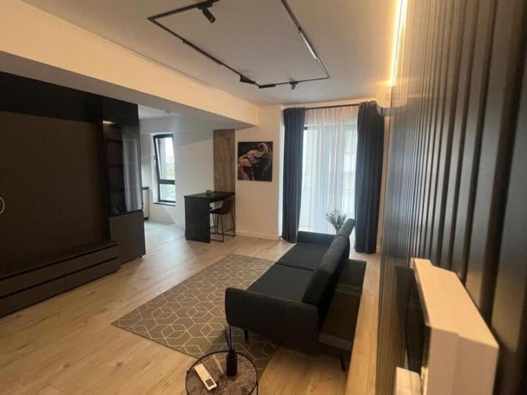 Apartament cu 2 camere decomandat, mobilat în Sisești