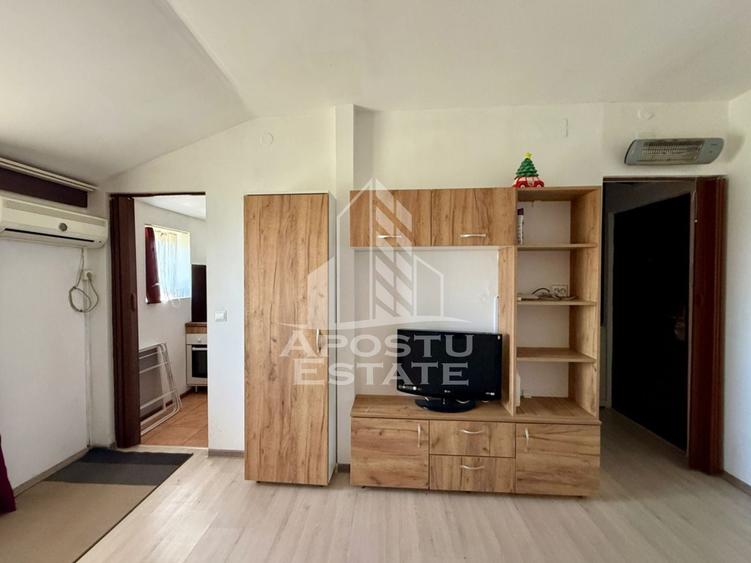 Garsonieră decomandată în Buziașului
