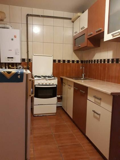 Apartament cu 2 camere decomandat în 9 Mai