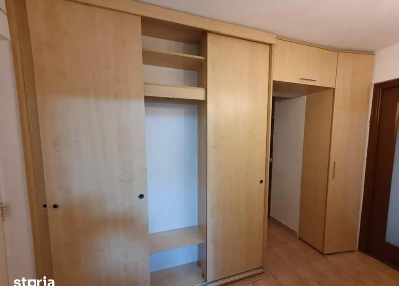 Apartament 3 camere -  decomandat - 5