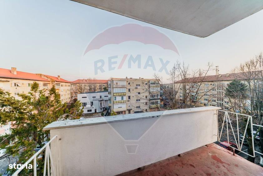 Apartament cu 2 camere, mobilat în Central