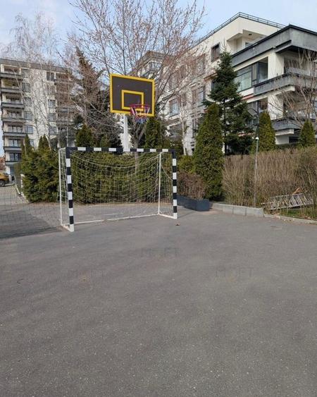 Apartament cu 4 camere semidecomandat, mobilat în Floreasca