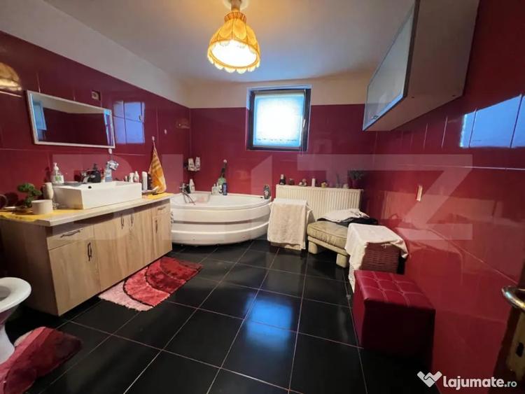 Casă cu 5 camere cu Teren 524 Mp în Popoveni