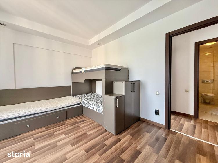 Apartament cu 3 camere semidecomandat în Ștefăneștii de Jos