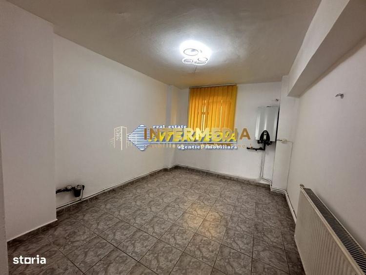 Spațiu comercial, de 34 mp, în Ciupercenii Noi