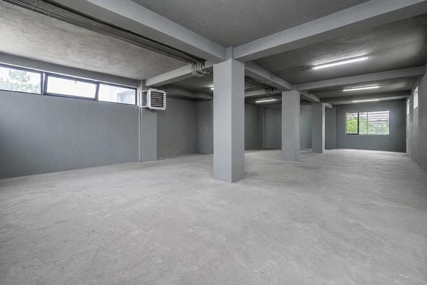 Spațiu comercial, de 306 mp, în Central