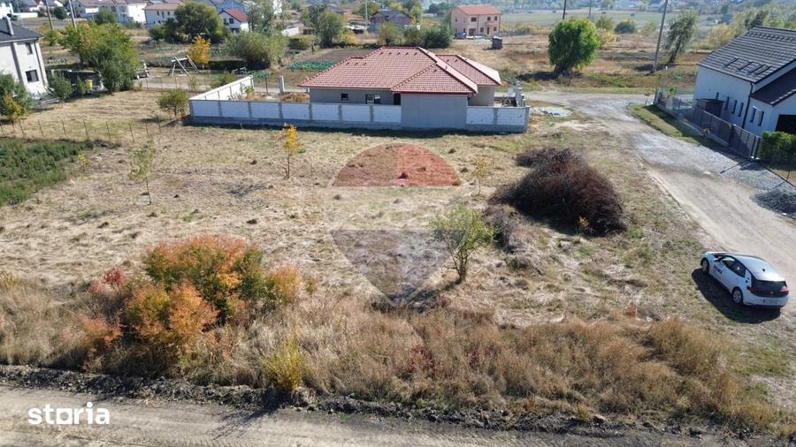 Teren de 500 mp, în Veterani