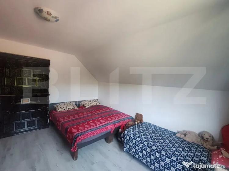 Casă cu 5 camere cu Teren 1100 Mp în Central