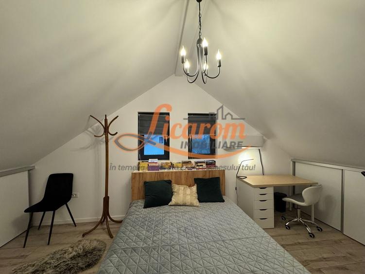 Duplex cu 4 camere cu Canalizare în Central