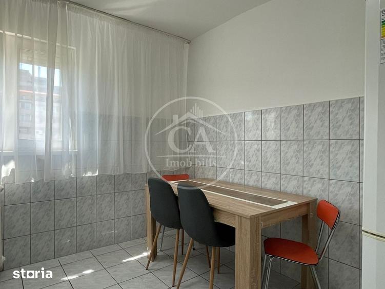 Apartament cu 3 camere decomandat în Rogerius