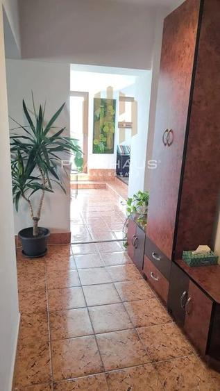 Apartament cu 2 camere decomandat în Vest