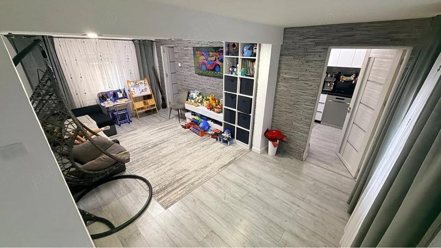 Casă cu 3 camere cu Teren 350 Mp în Exterior Vest