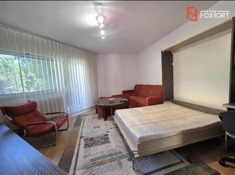Apartament cu 2 camere decomandat în Micălaca
