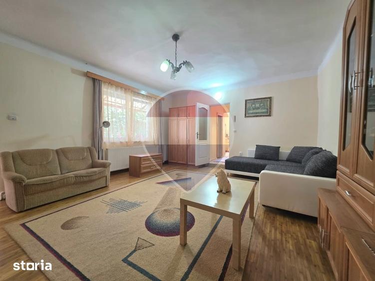 Casa cu priveli?te frumoasa ?i curte proprie-strada Anton Pann Medias - 12