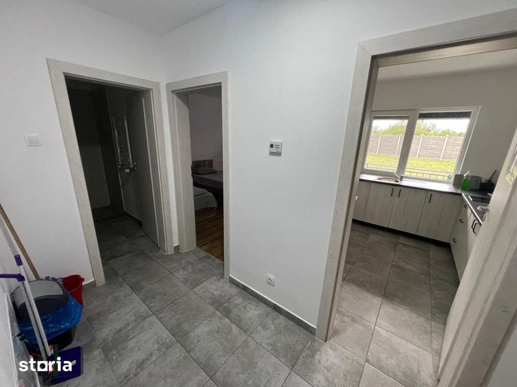 Apartament cu 2 camere, mobilat în Central