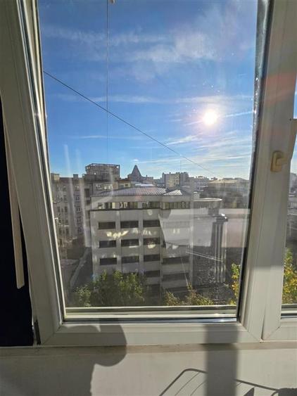 Apartament cu 2 camere semidecomandat, mobilat în Cișmigiu