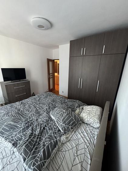 Apartament cu 2 camere decomandat în Decebal