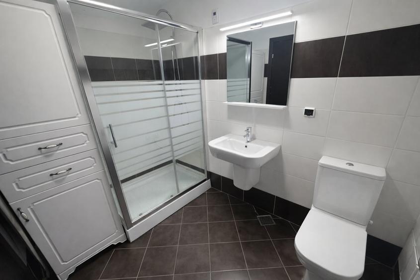 Apartament cu 3 camere, mobilat în Pipera