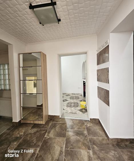 Casă cu 3 camere decomandat cu Teren 135 Mp în Iosia