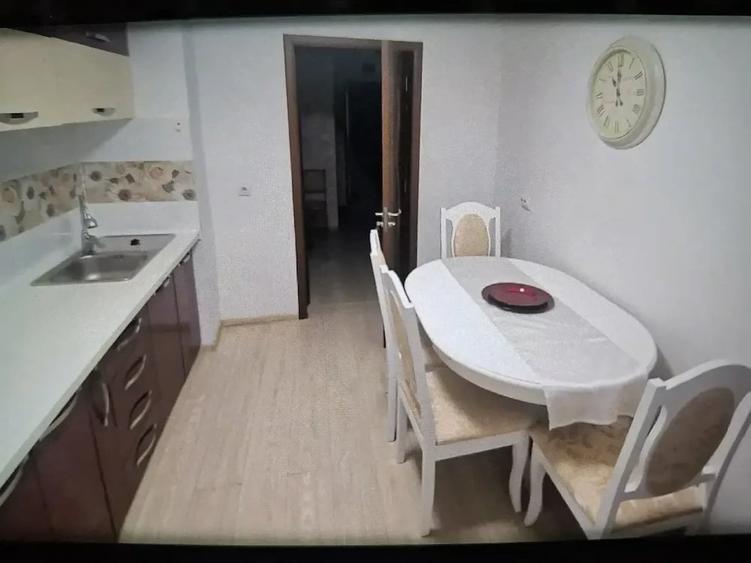 Apartament cu 3 camere decomandat în Bistrița Lac
