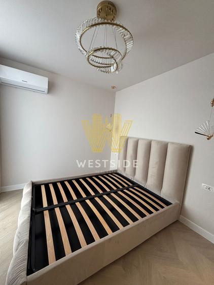 Apartament cu 3 camere decomandat, mobilat în Aradului