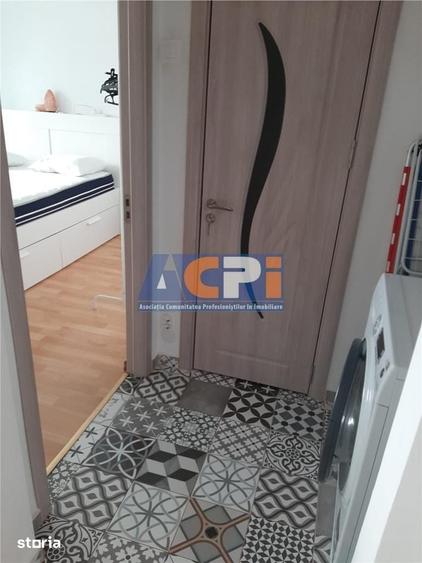Apartament cu 2 camere decomandat în Timpuri Noi
