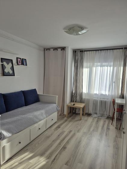 Garsonieră decomandată în Exterior Vest