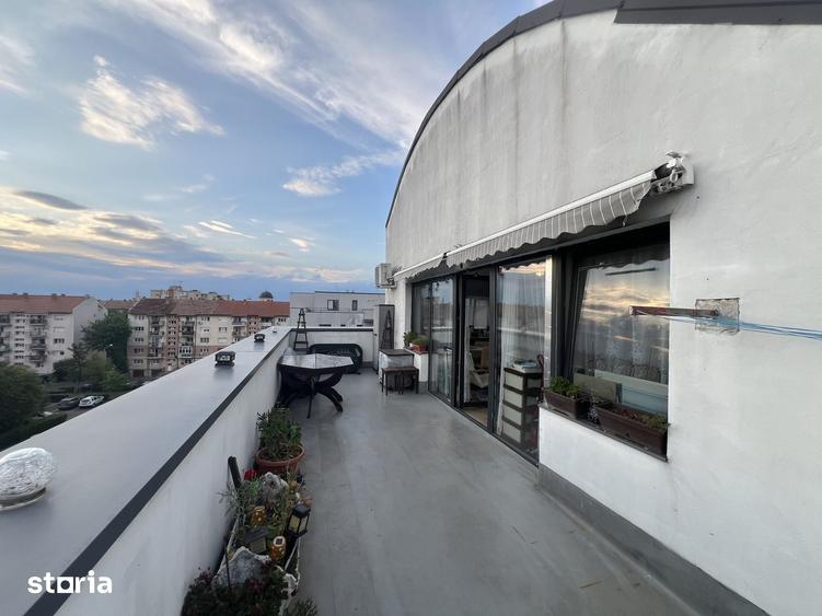 Apartament cu 3 camere în Soarelui