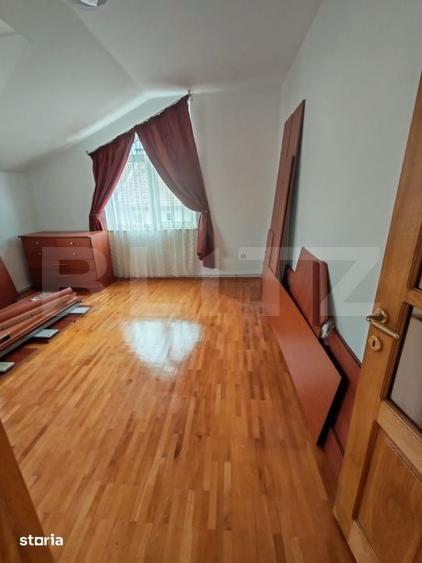 Casă cu 5 camere cu Teren 900 Mp în Ultracentral