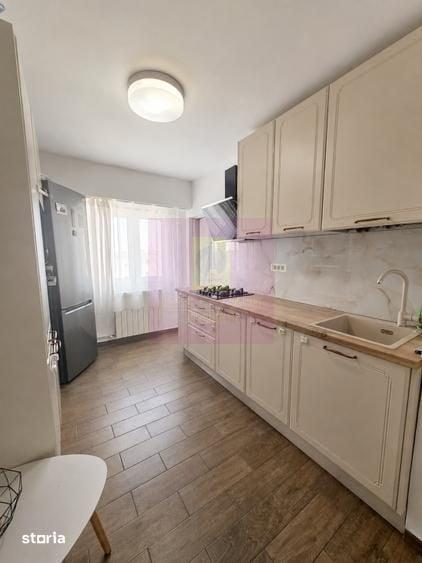 Apartament cu 3 camere în Nerva Traian