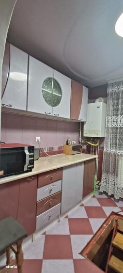 Apartament cu 2 camere semidecomandat în Micro 3