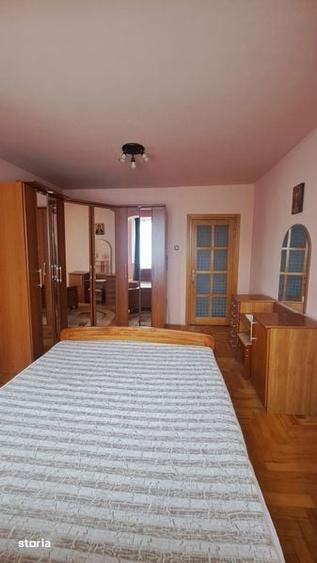 Proprietar, inchiriez apartament 2 cam Bd Saturn - 4