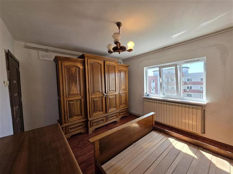 Apartament cu 2 camere decomandat în Sebastian