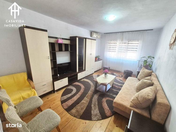 Apartament cu 2 camere decomandat în Central