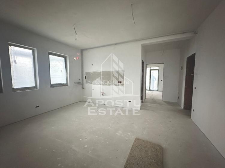 Apartament cu 3 camere, etaj 2, zona Lidl din Giroc