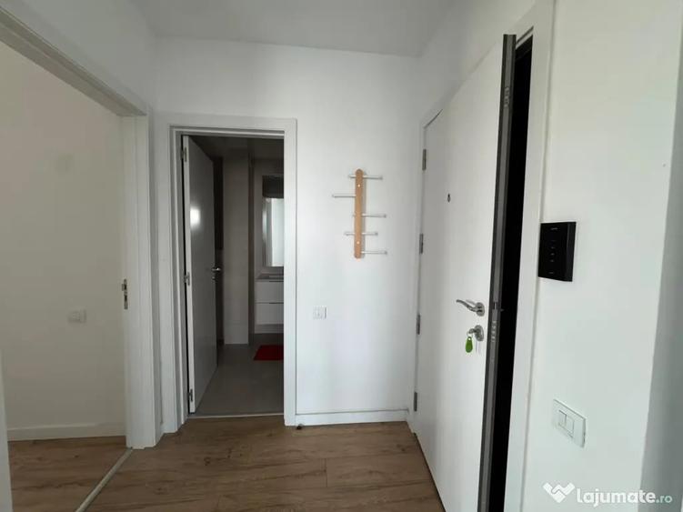 Apartament cu 2 camere decomandat în Păcii