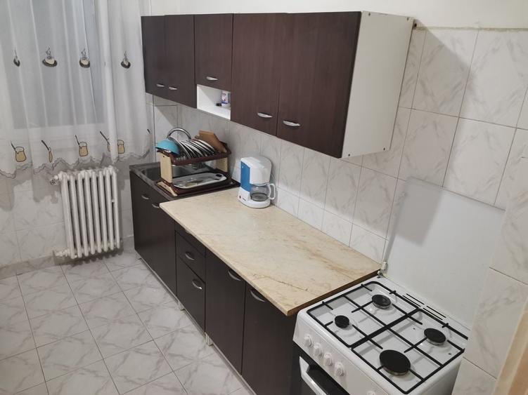 Apartament cu 2 camere de inchiriat - 10