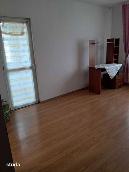Garsonieră în Ostroveni