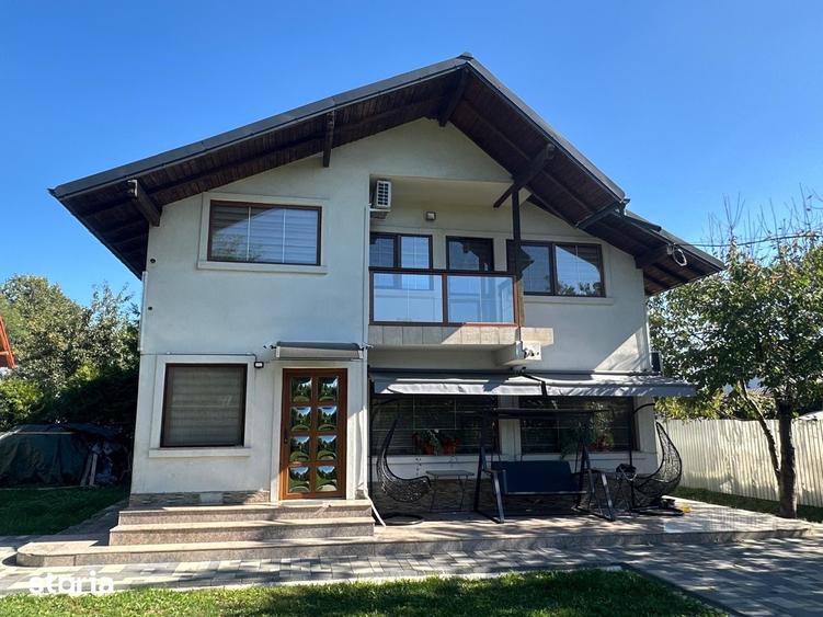 Casă cu 4 camere cu Teren 600 Mp în Central