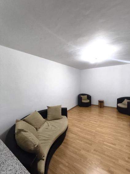 Apartament cu 2 camere decomandat în 13 Septembrie