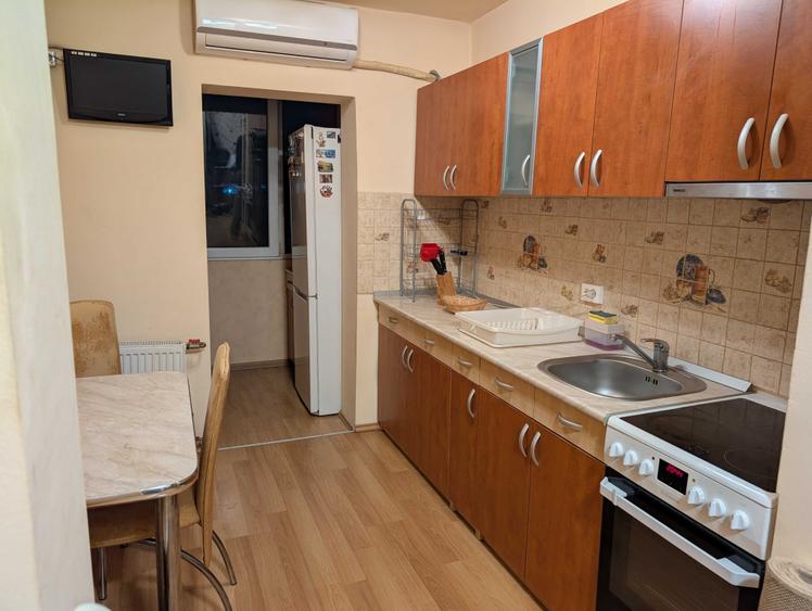 Dau in chirie apartament 2 camere decomandat, tip PB 44 mp Str. Traian Grozavescu, Oradea - 3
